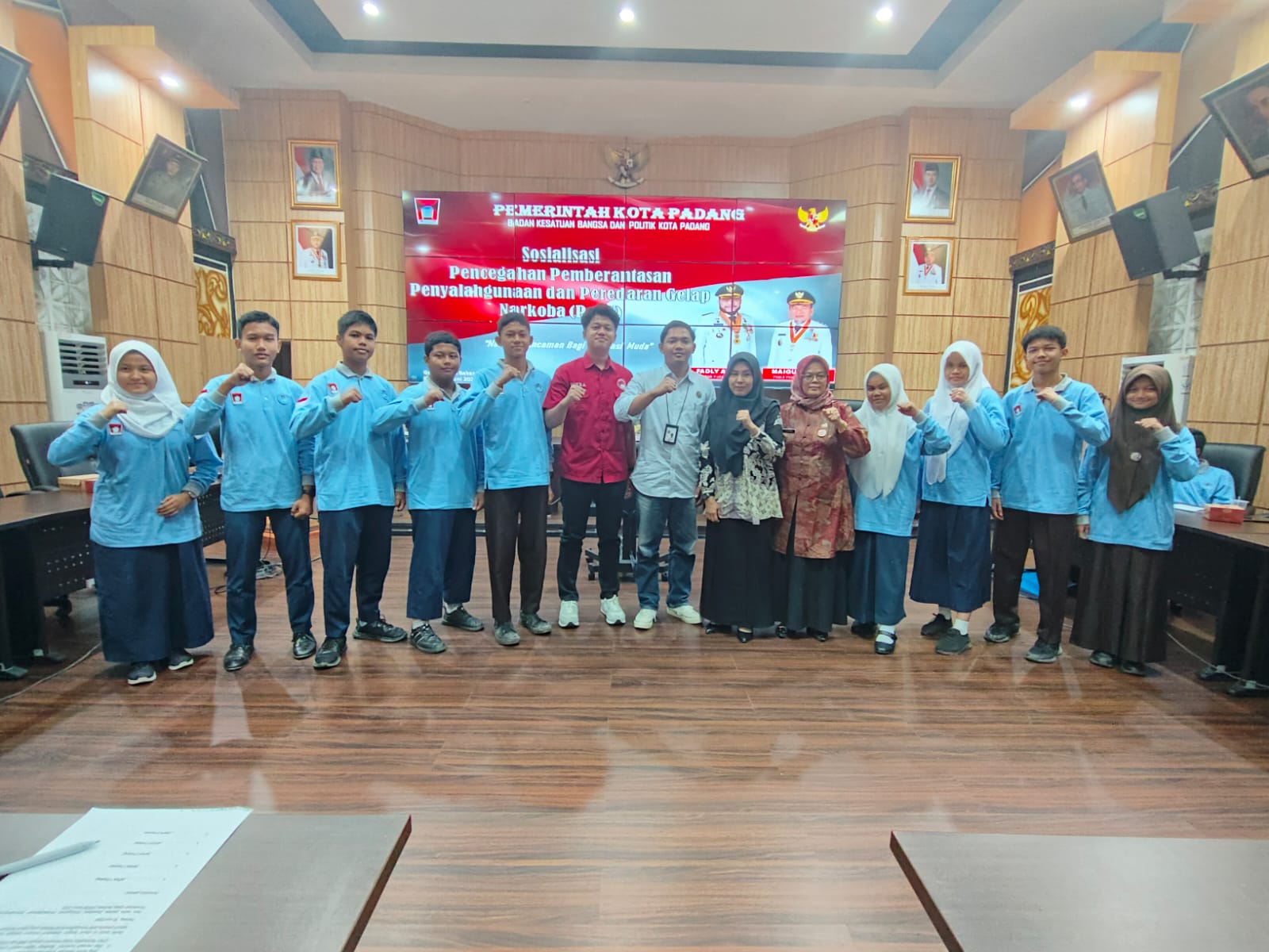 Lima Siswa MTsN 3 Kota Padang Ikuti Sosialisasi P4GN di Balai Kota Padang