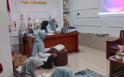 Tim Kurikulum MTsN 3 Kota Padang Bedah KMA 1503 Tahun 2025 untuk Persiapan PBM Semester 2 TP 2025/2026