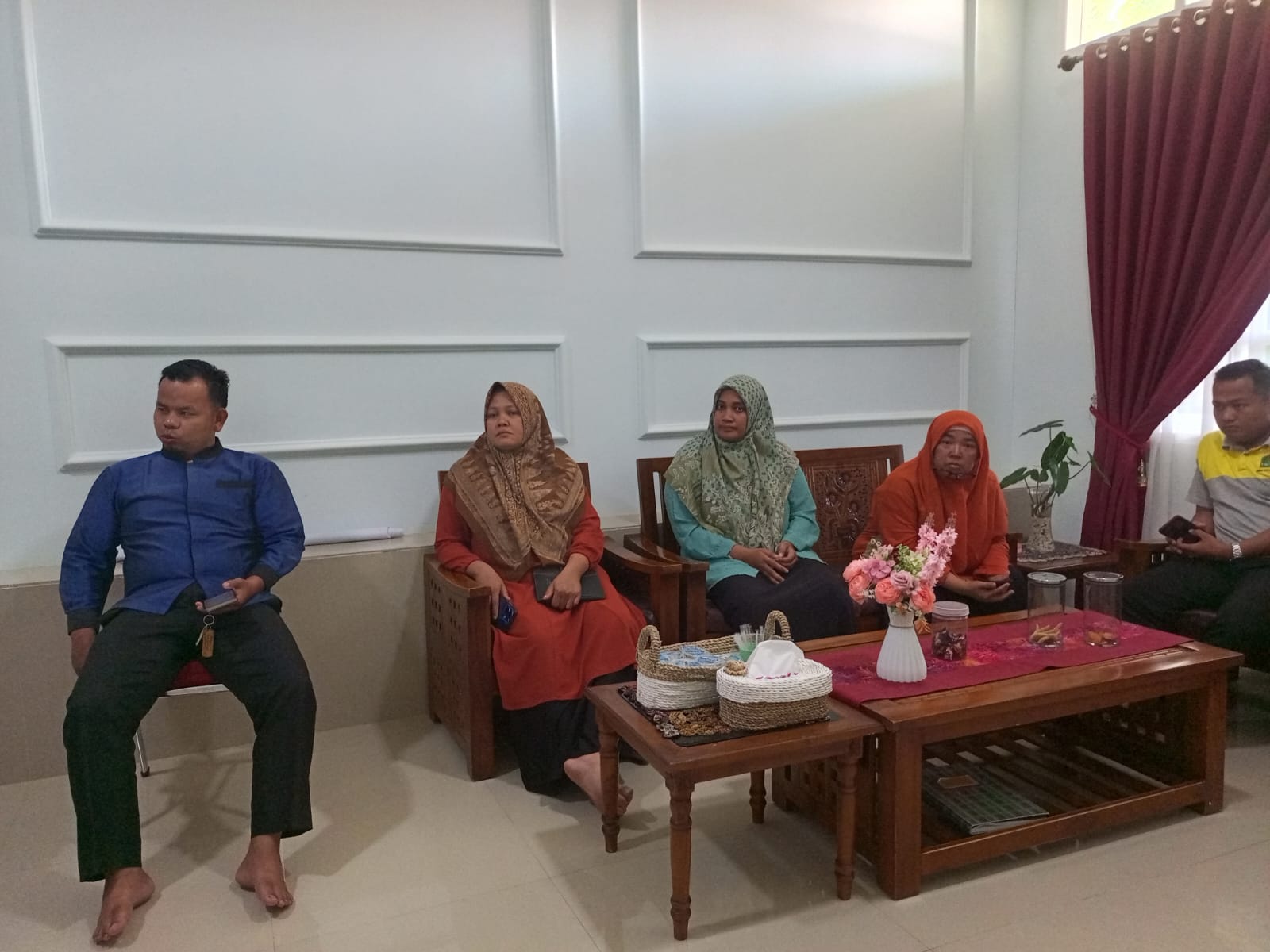 Kepala MTsN 3 Kota Padang Koordinasi dengan PPPK untuk Finishing EDM 2025 dan Persiapan Adiwiyata