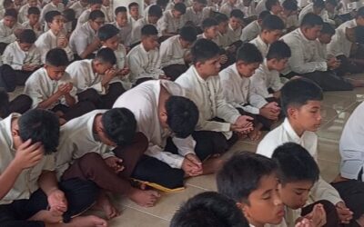 Sholat Jum’at di Masjid Nurus Sakinah MTsN 3 Kota Padang Tekankan Pentingnya Menjaga Lisan