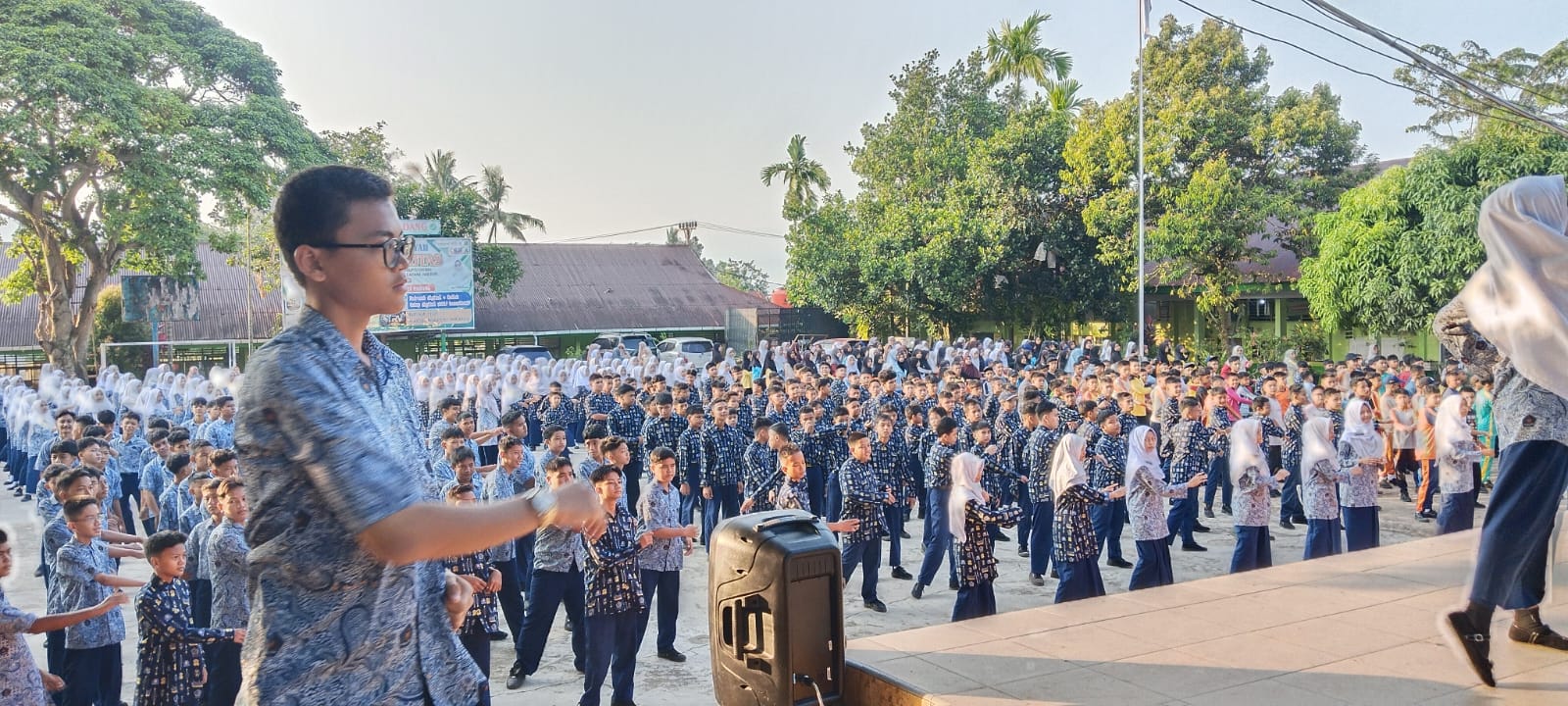 Tumbuhkan Jiwa Nasionalisme, Siswa Baru MTsN 3 Kota Padang Digembleng Latihan Bela Negara