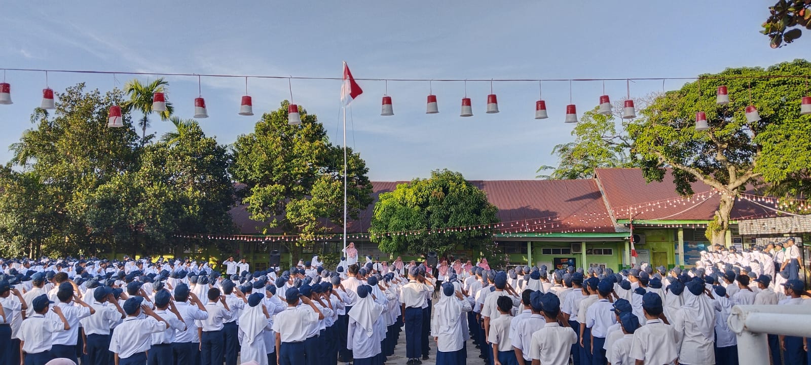 Hebat! Dari Lapangan Upacara MTsN 3 Kota Padang, Dua Siswa Siap Unjuk Gigi di Ajang Robotik Internasional Malaysia