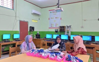Pengawas Manajerial MTsN 3 Kota Padang, Nayusminar Nasrun, Lakukan Monitoring dan Evaluasi Kesiapan Asesmen Madrasah 2024